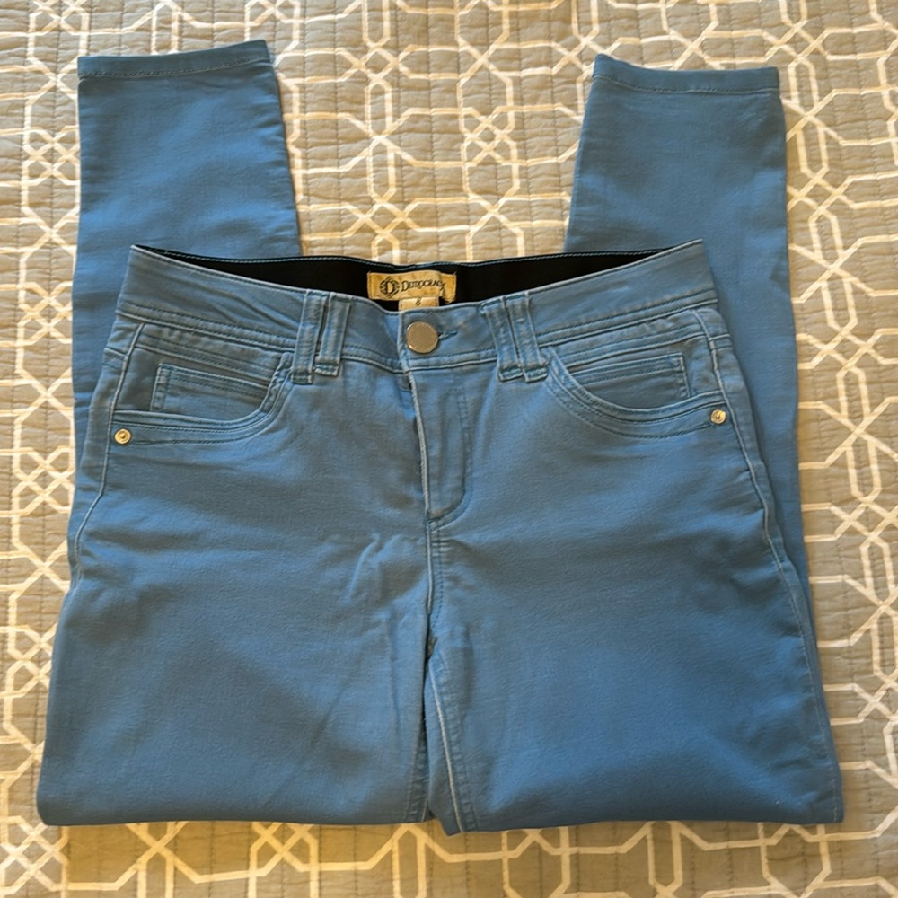 Democracy “Ab” technology light blue skinny jeans size 8